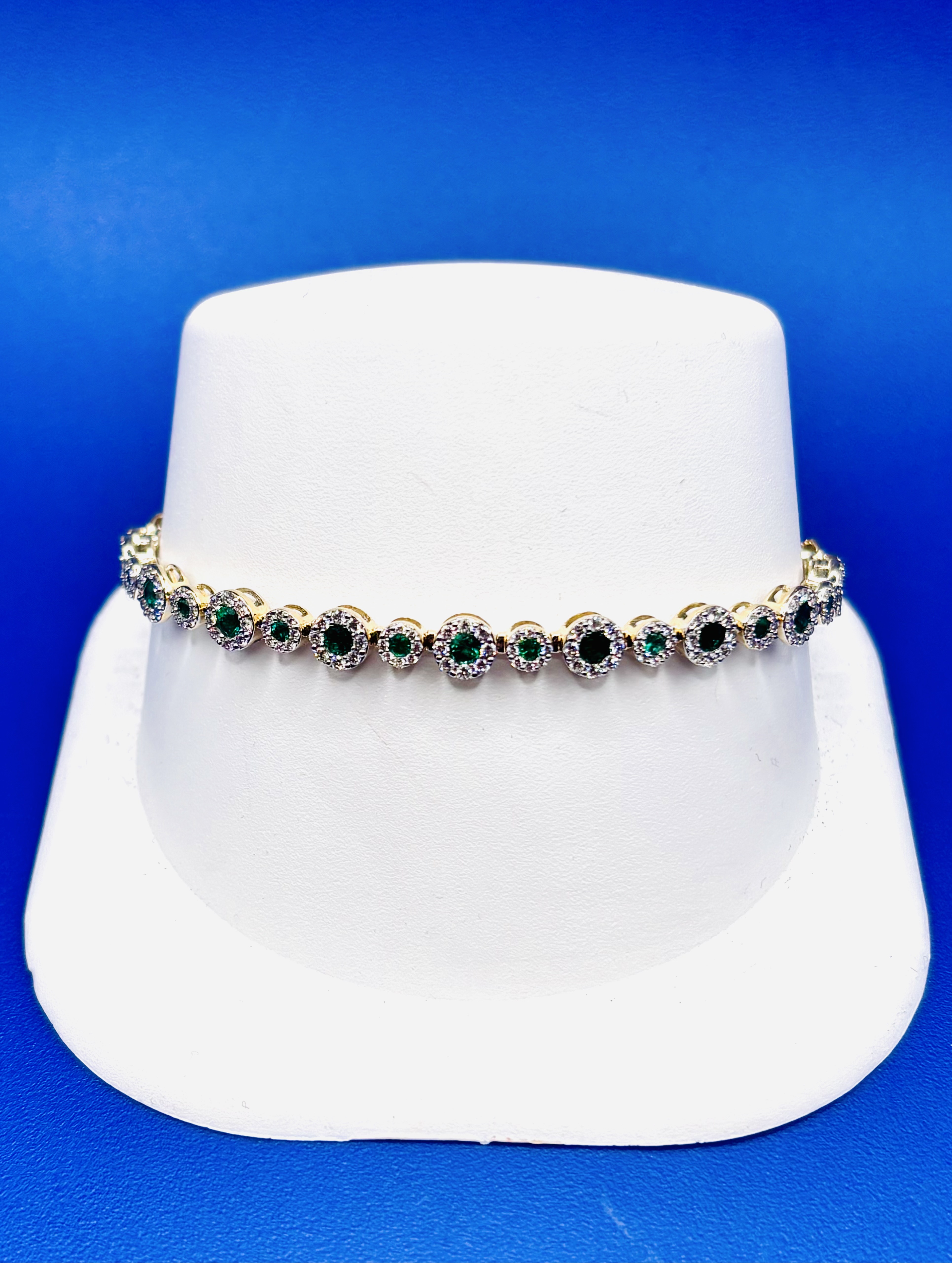 Flexible Emerald & Diamond Bracelet