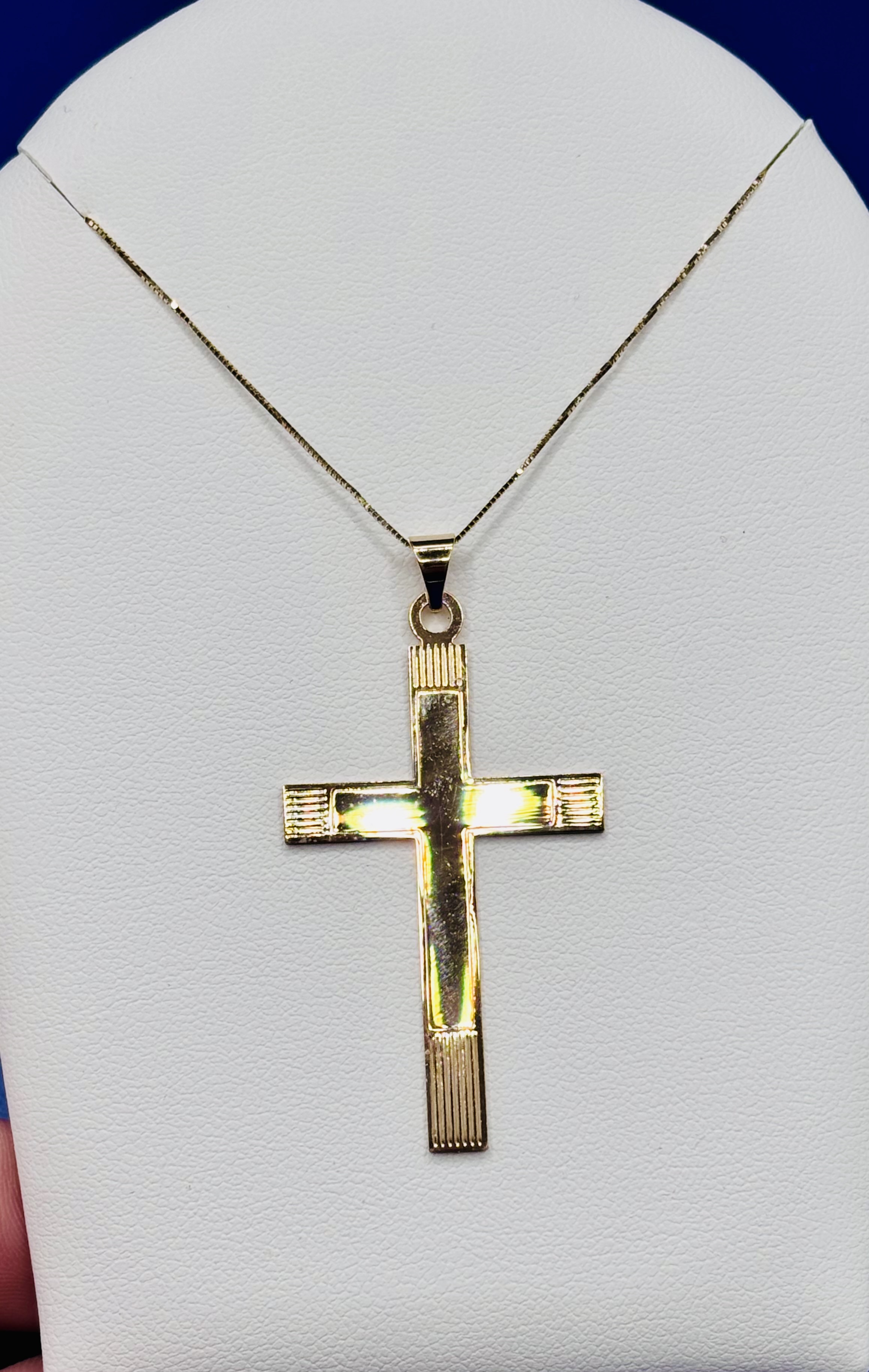14kt Yellow Gold 18inch Box ChainWith 14kt Yellow Gold Cross