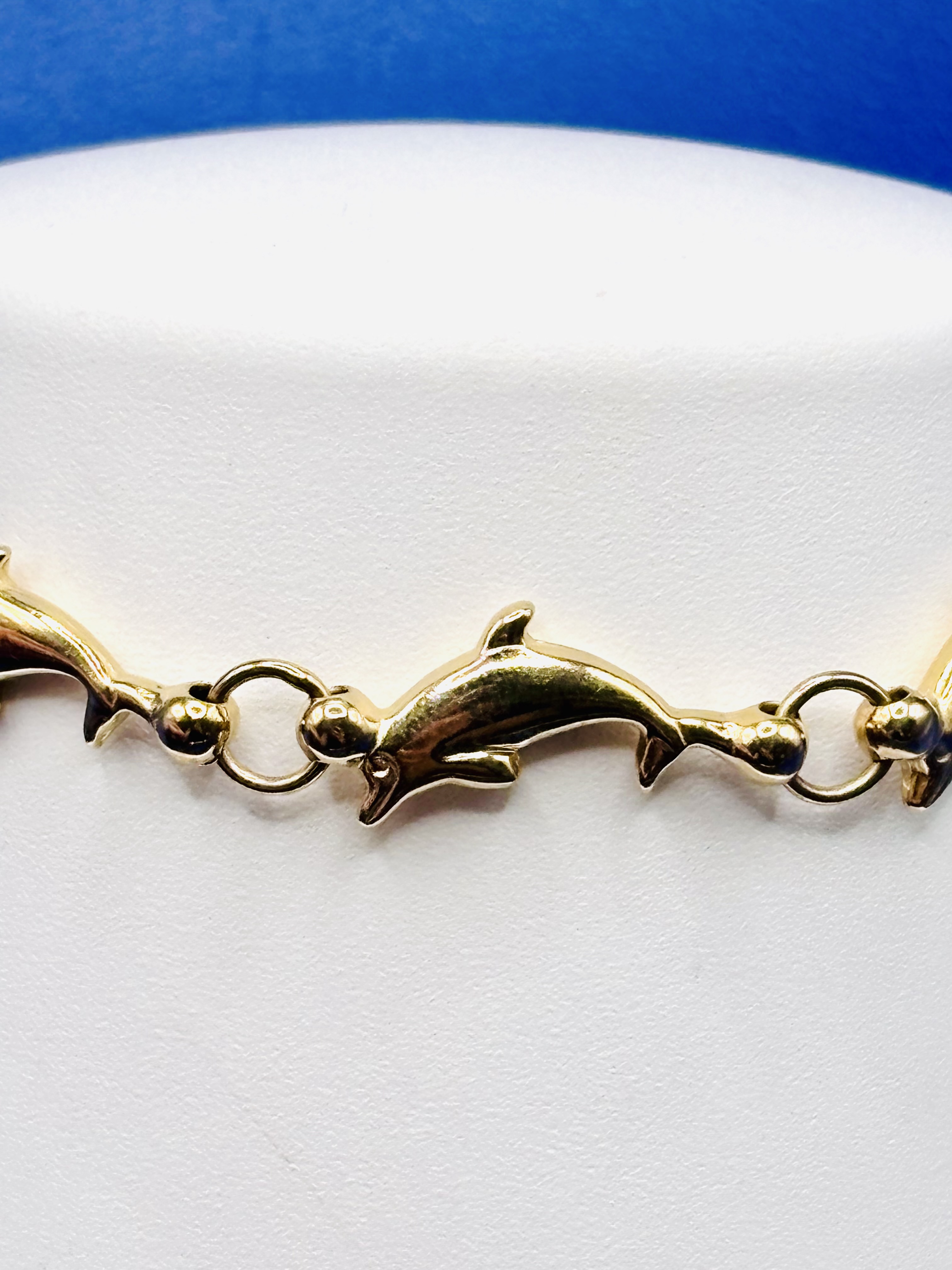 14kt Yellow Gold 7.5 Inch Dolphin Bracelet alternate view
